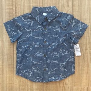 *NWT* Old Navy Short Sleeve Button Up Blue with Sharks in Size 2T.